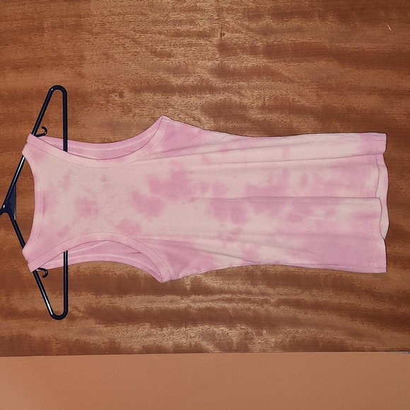 Like New! Perfect Pink Tie-Dye Tank Top - Picture 6 of 8